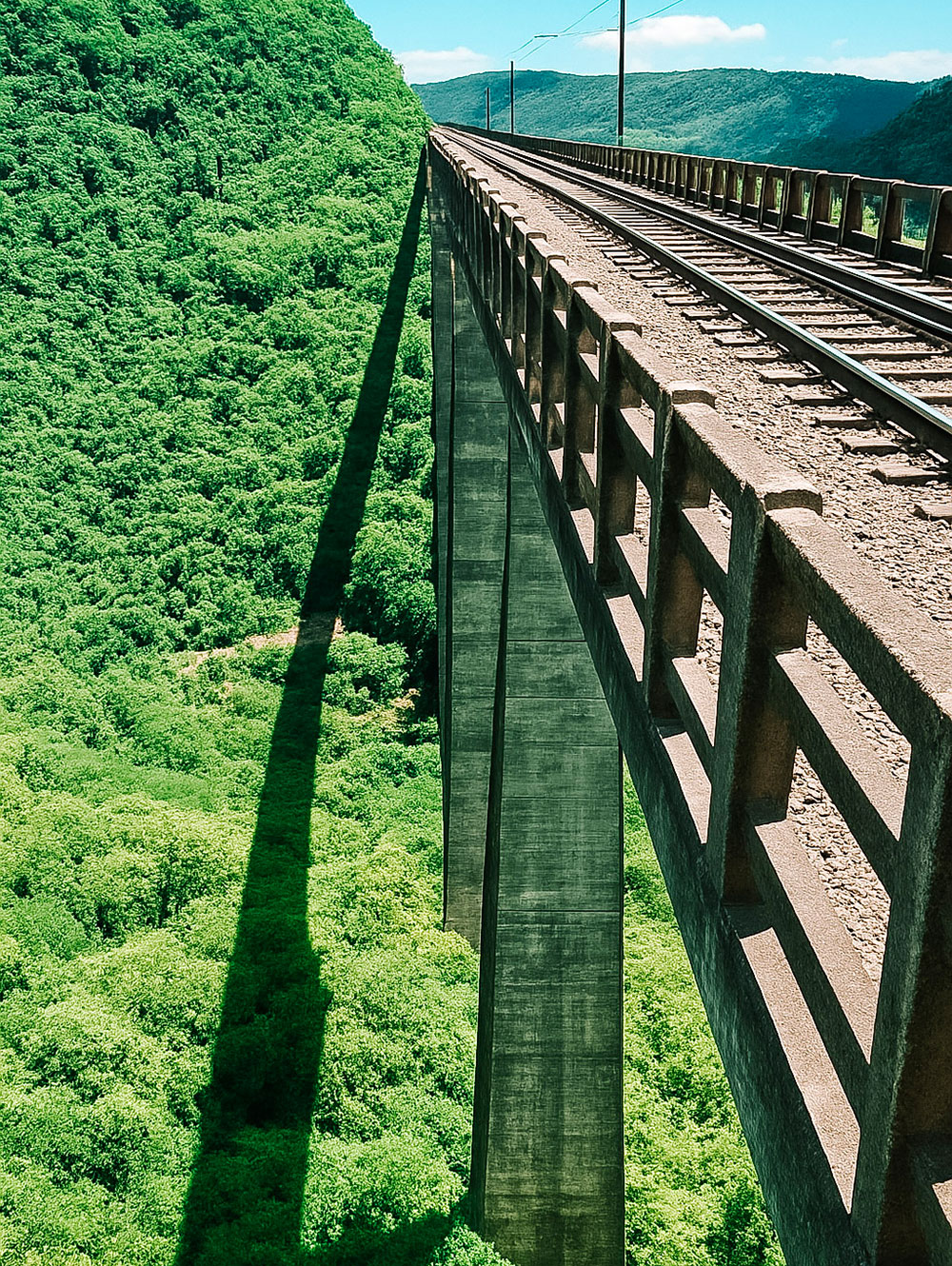 Viaduto 13