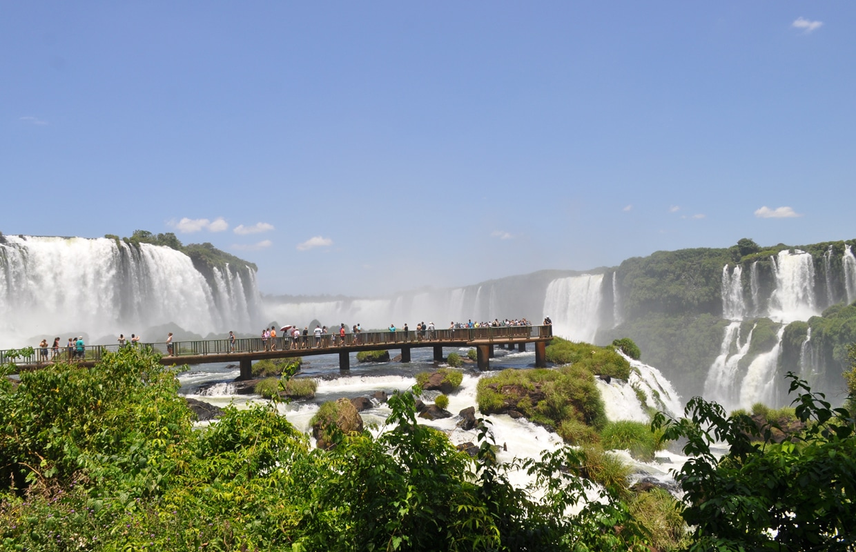 7 atrações imperdíveis que você precisa conhecer em Foz do Iguaçu