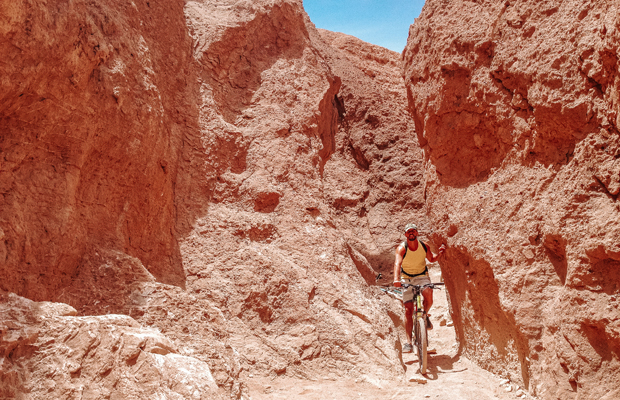 De bicicleta no Atacama