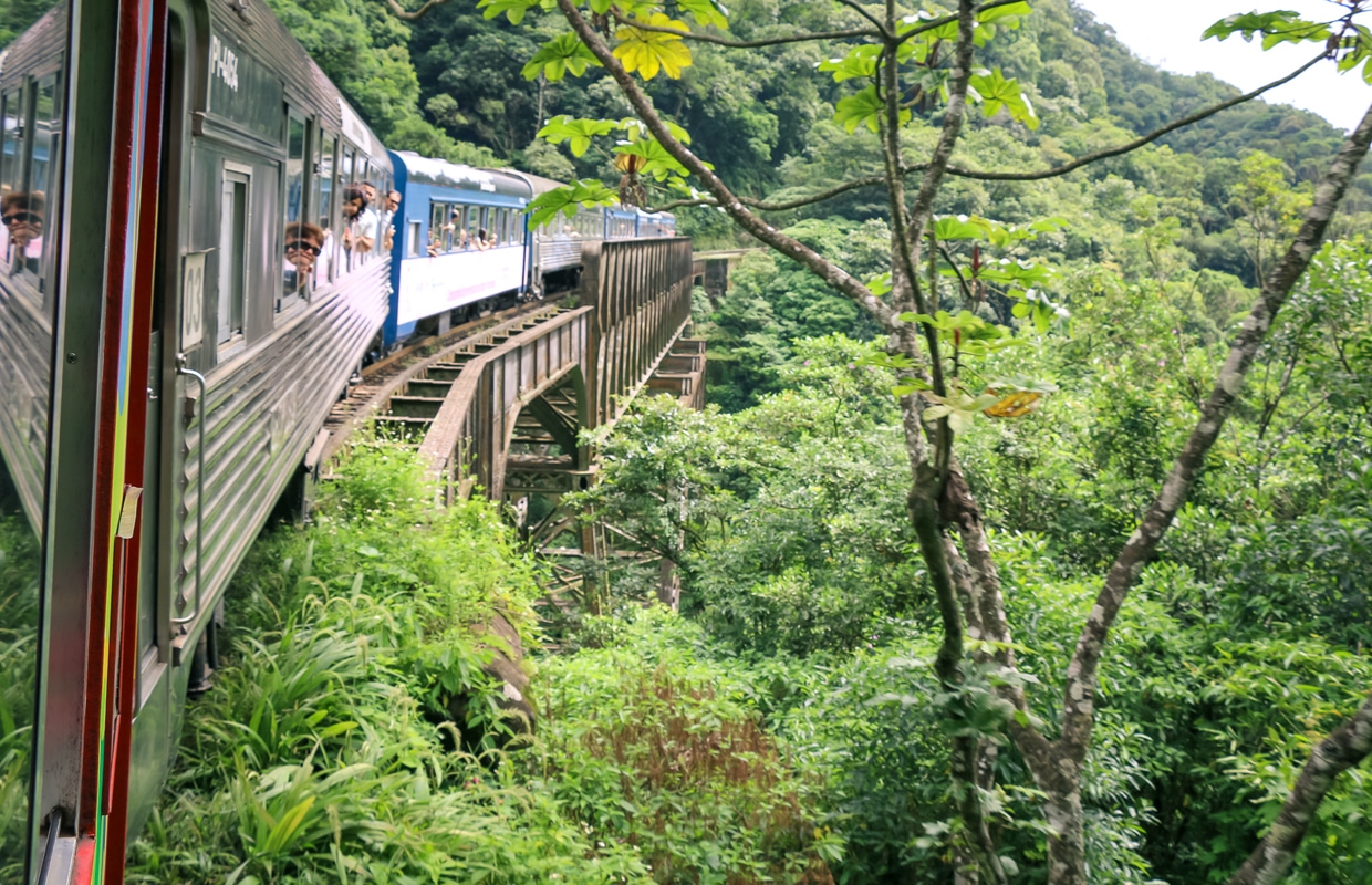 Curitiba: a incrível viagem de trem para Morretes