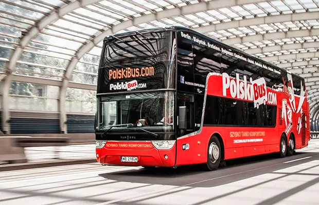 Como é viajar de ônibus na Polônia