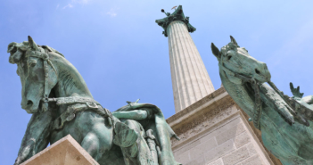 Praça dos Heróis: um lugar imperdível de Budapeste Praça dos Heróis: tudo sobre a praça mais famosa de Budapeste