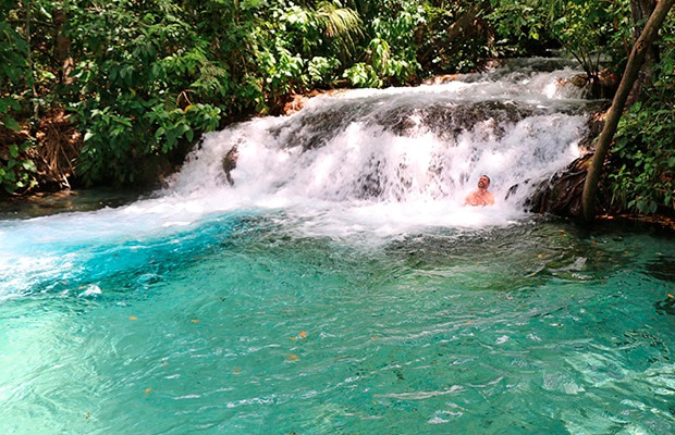 A indescritível Cachoeira do Formiga