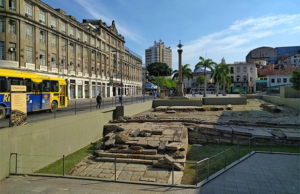 Conheça a Pequena África no centro do Rio de Janeiro