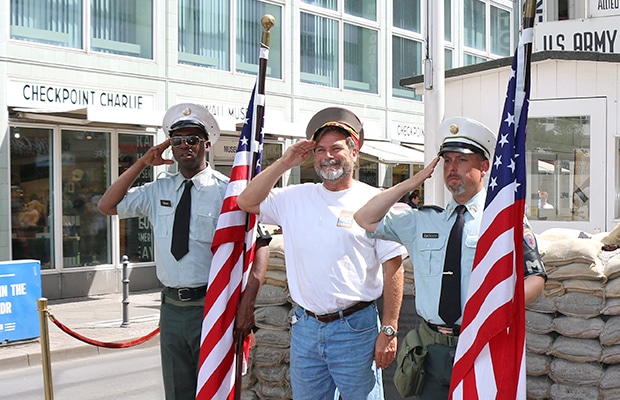 Checkpoint Charlie e a divisão da Alemanha