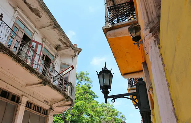 Casco Viejo: um dia no Panamá