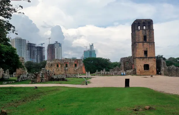 Casco Viejo: um dia no Panamá