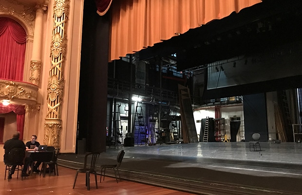 Como é a visita ao Teatro Municipal do Rio de Janeiro