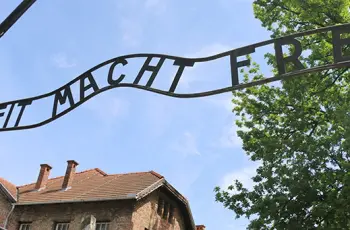 Quando ir a Auschwitz