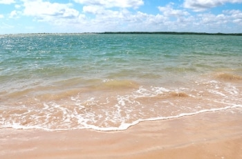 Praias do Piauí: o belo litoral de Luis Correia