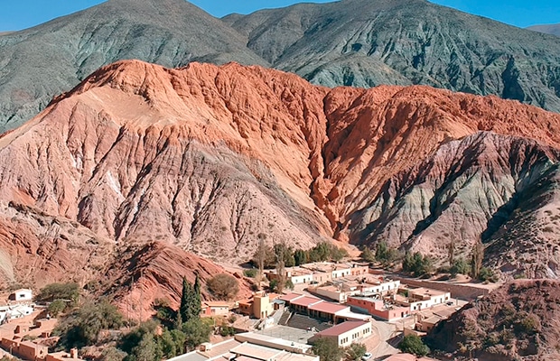 Cerro de los Siete Colores: a montanha colorida da Argentina