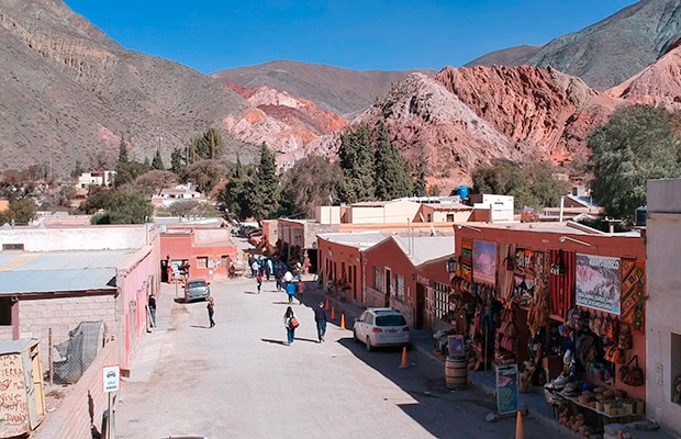 Cerro de los Siete Colores: a montanha colorida da Argentina