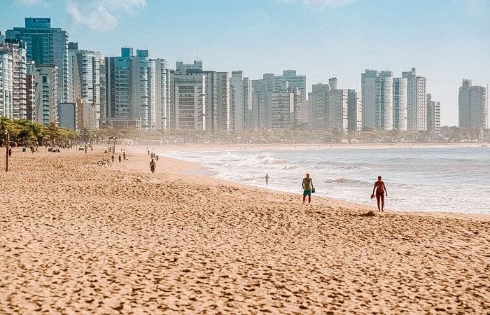 Governo ES - Verão: Conheça as praias de Guarapari, Vila Velha, Vitória e  Serra