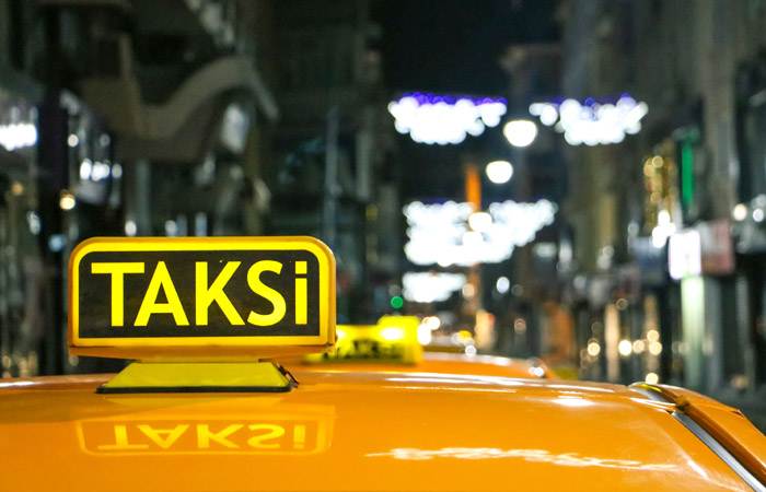 Problemas com táxi em Istambul
